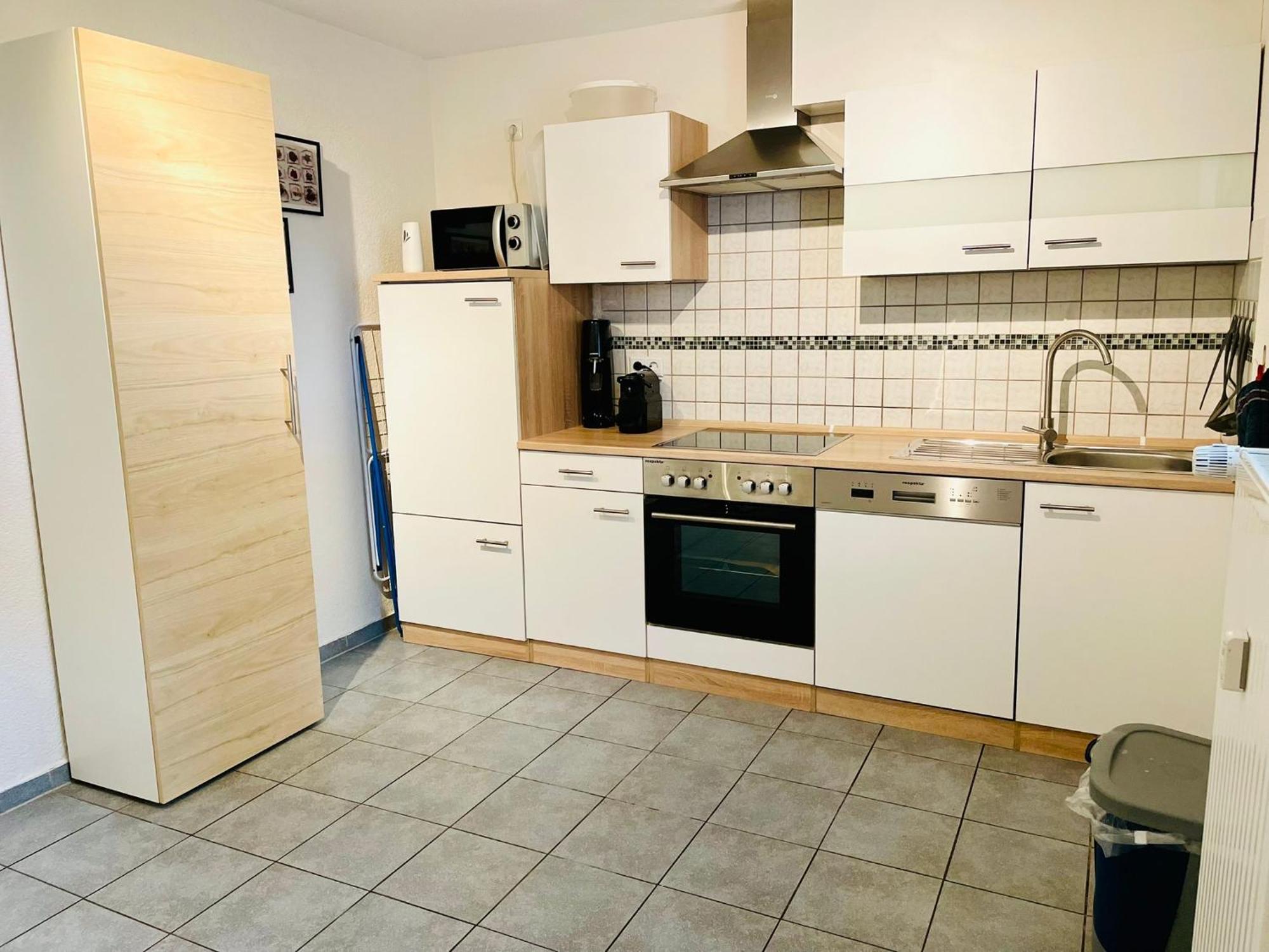 Kleine Auszeit Ferienwohnung Nahe Bosenbergklinik Mit Parkplatz, Haustiere Willkommen Sankt Wendel Esterno foto