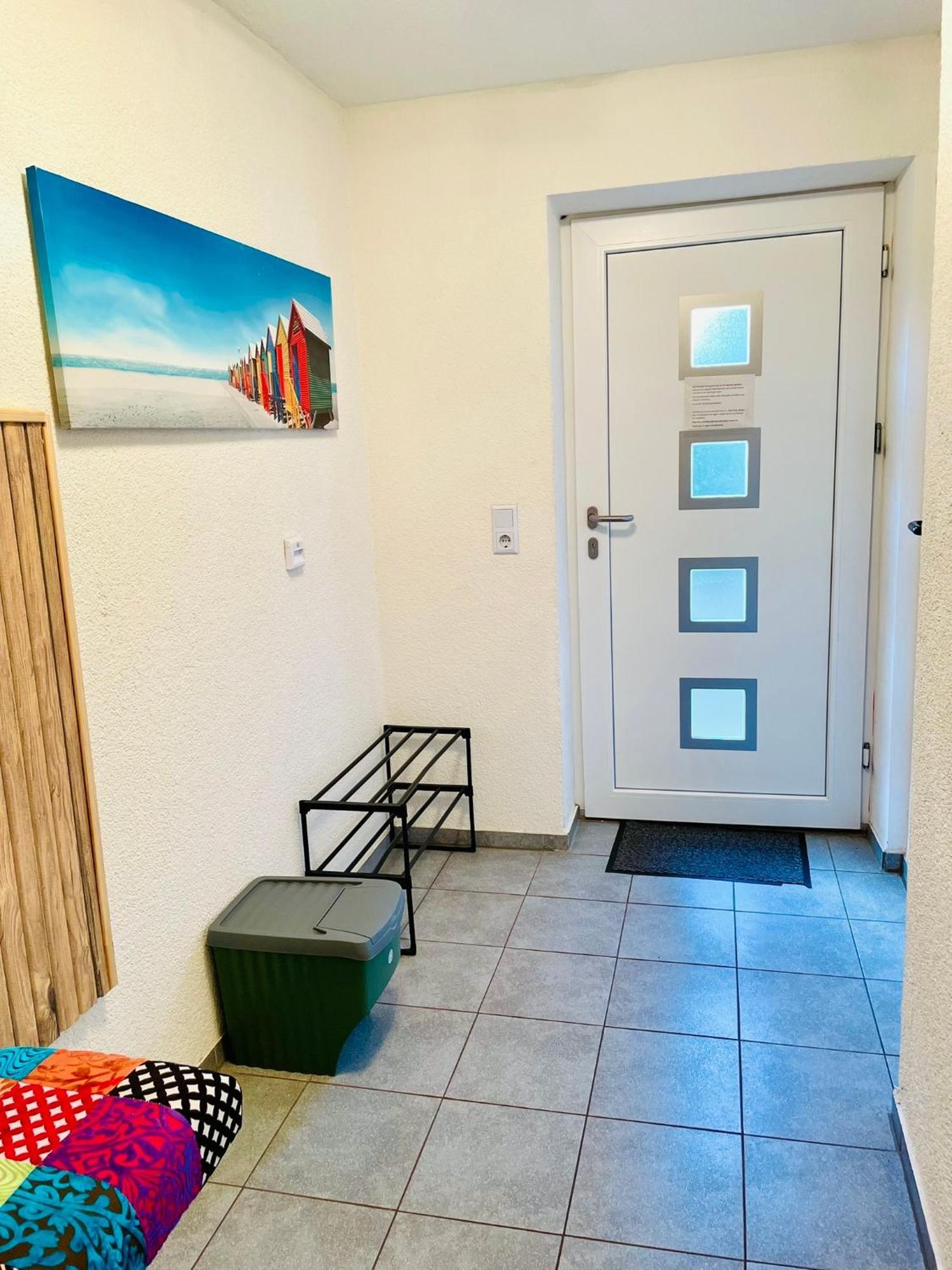 Kleine Auszeit Ferienwohnung Nahe Bosenbergklinik Mit Parkplatz, Haustiere Willkommen Sankt Wendel Esterno foto
